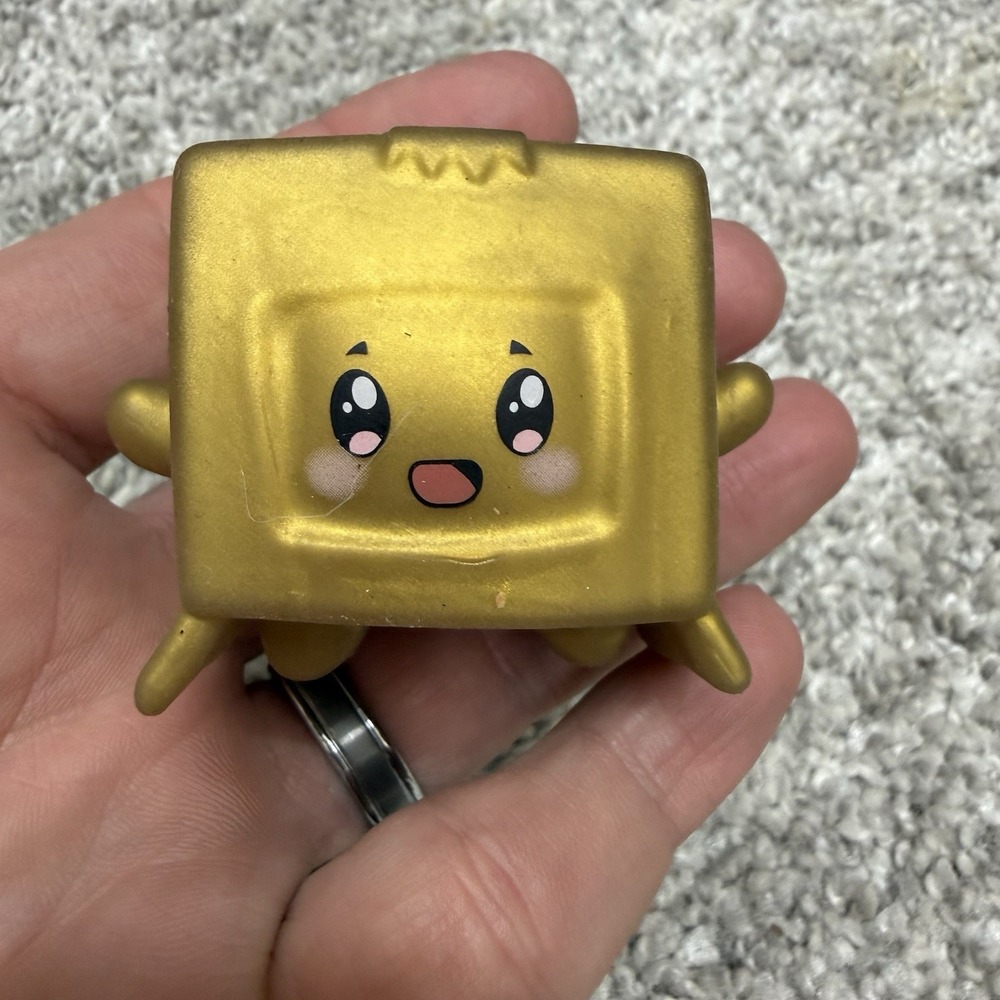 Lankybox series 3 mini squishy golden boxy figure